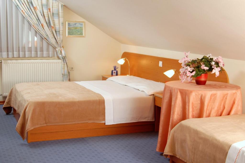 Guesthouse Bajc Vrhnika Δωμάτιο φωτογραφία
